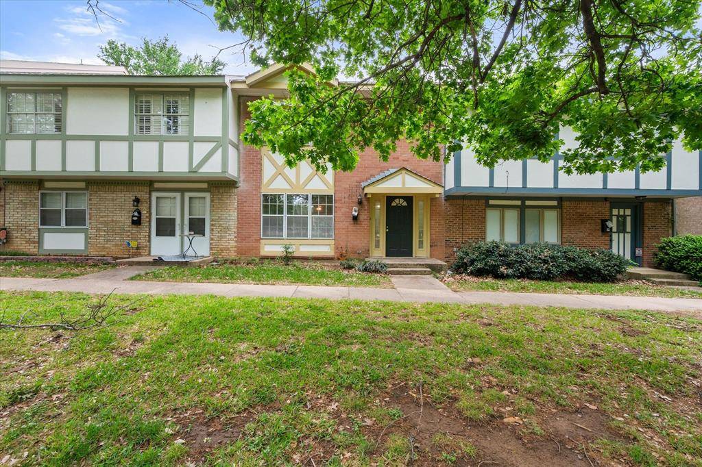 376 Westview Terrace, Arlington, TX 76013