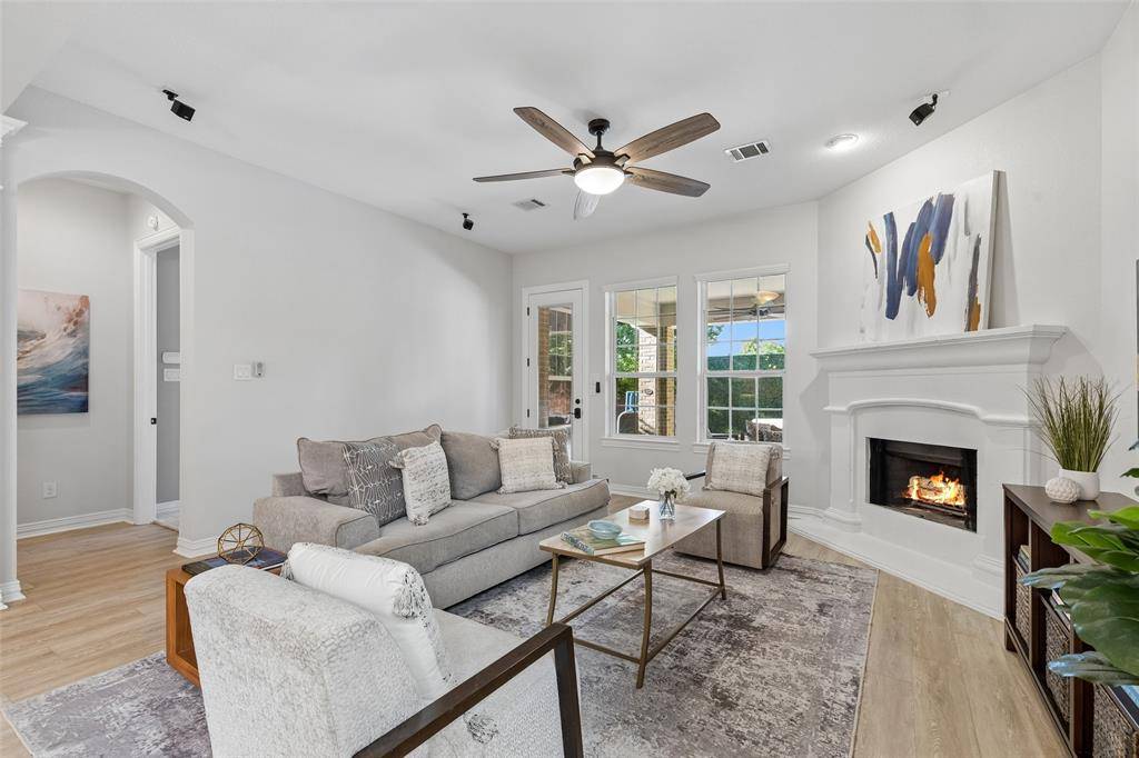 10813 Dixon Branch Drive, Dallas, TX 75218