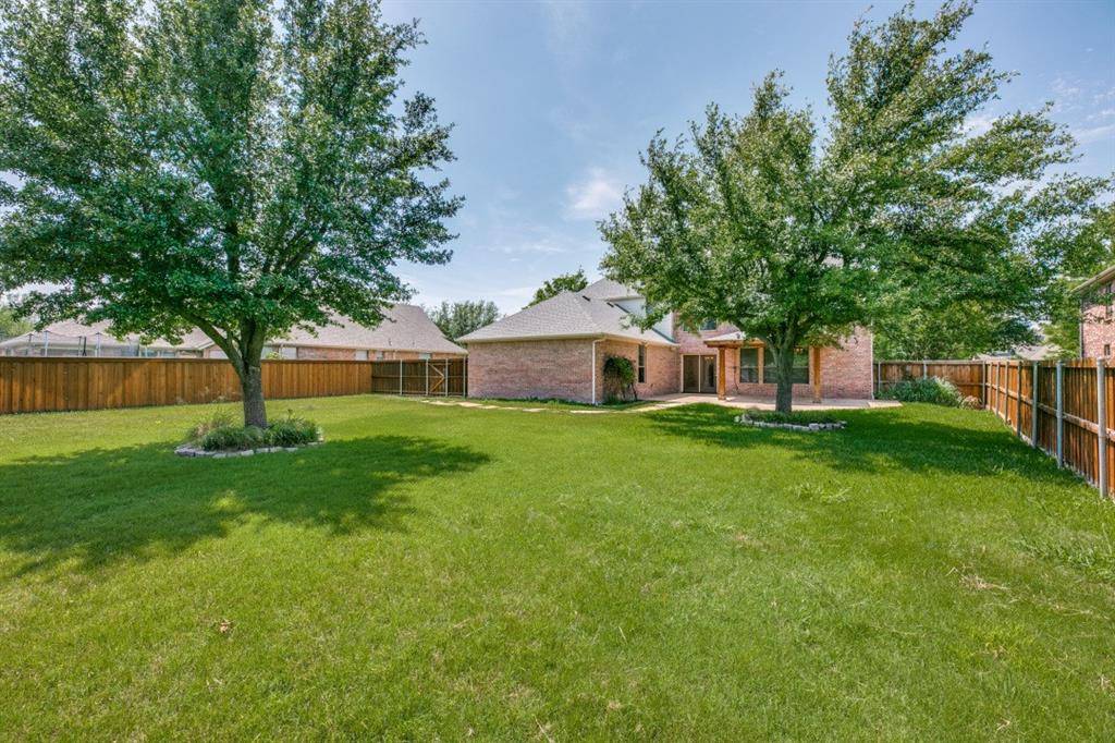 9714 October Glory Lane, Rowlett, TX 75089