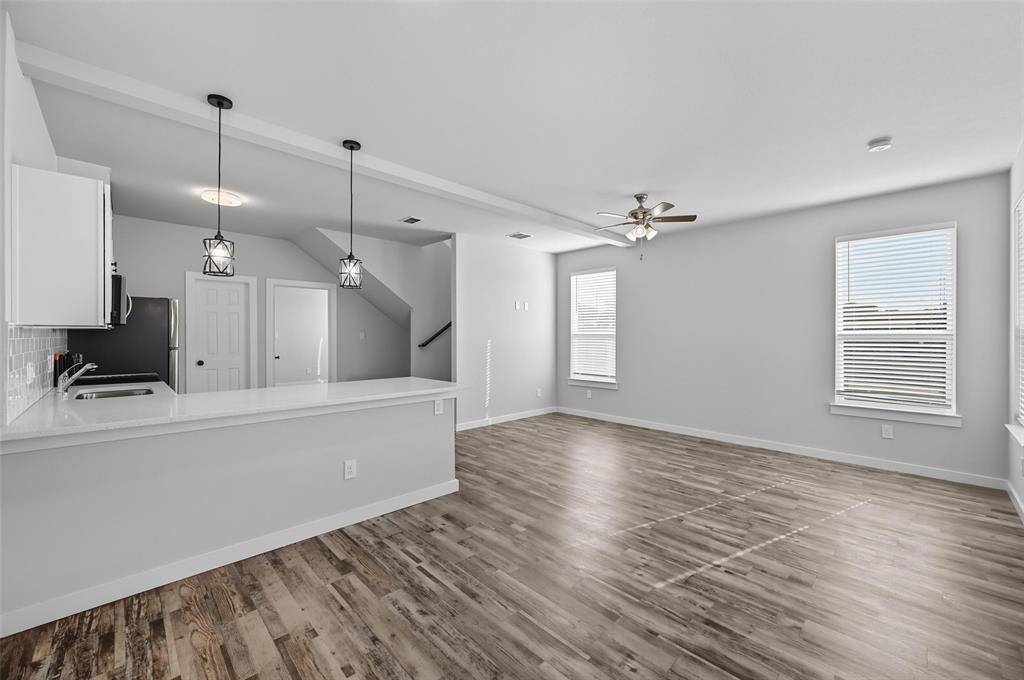 3475 Valley Vista Drive, Fort Worth, TX 76053