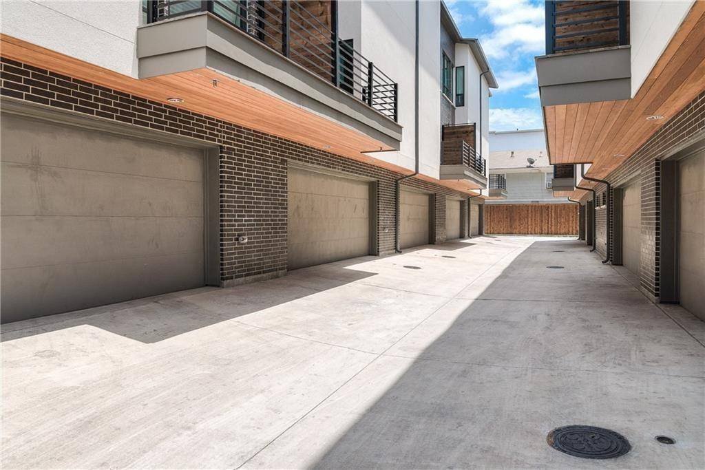 2290 N Fitzhugh Avenue #20, Dallas, TX 75204