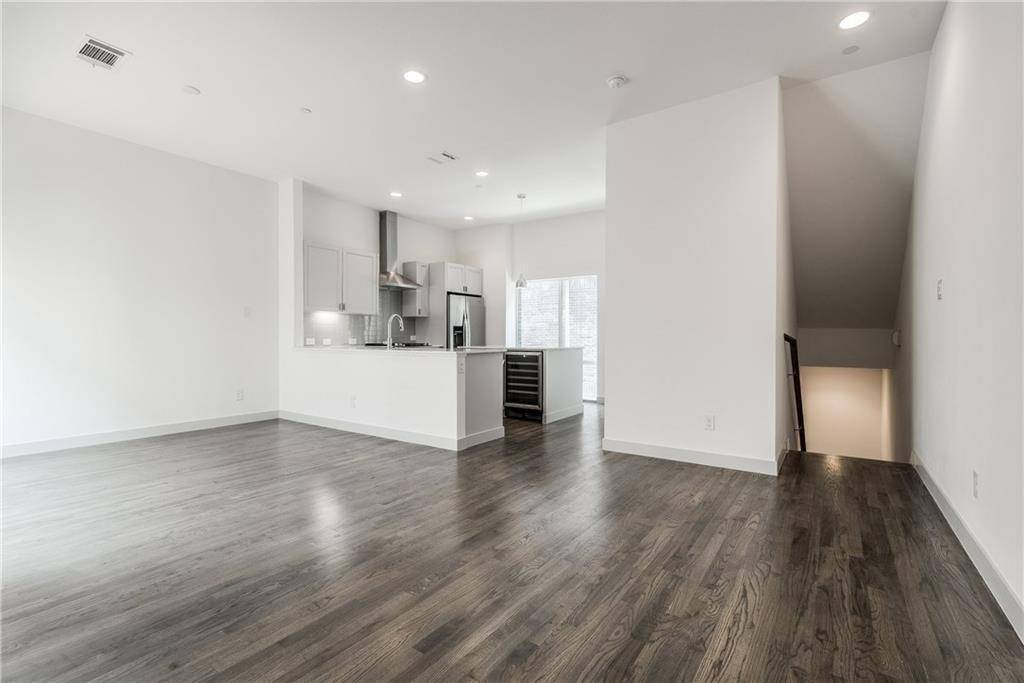 2290 N Fitzhugh Avenue #20, Dallas, TX 75204