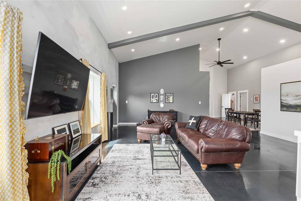 10150 HWY 67, Bangs, TX 76823