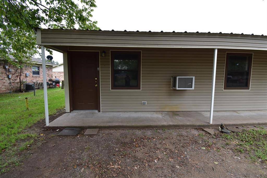 606 N Main Street #A, Collinsville, TX 76233