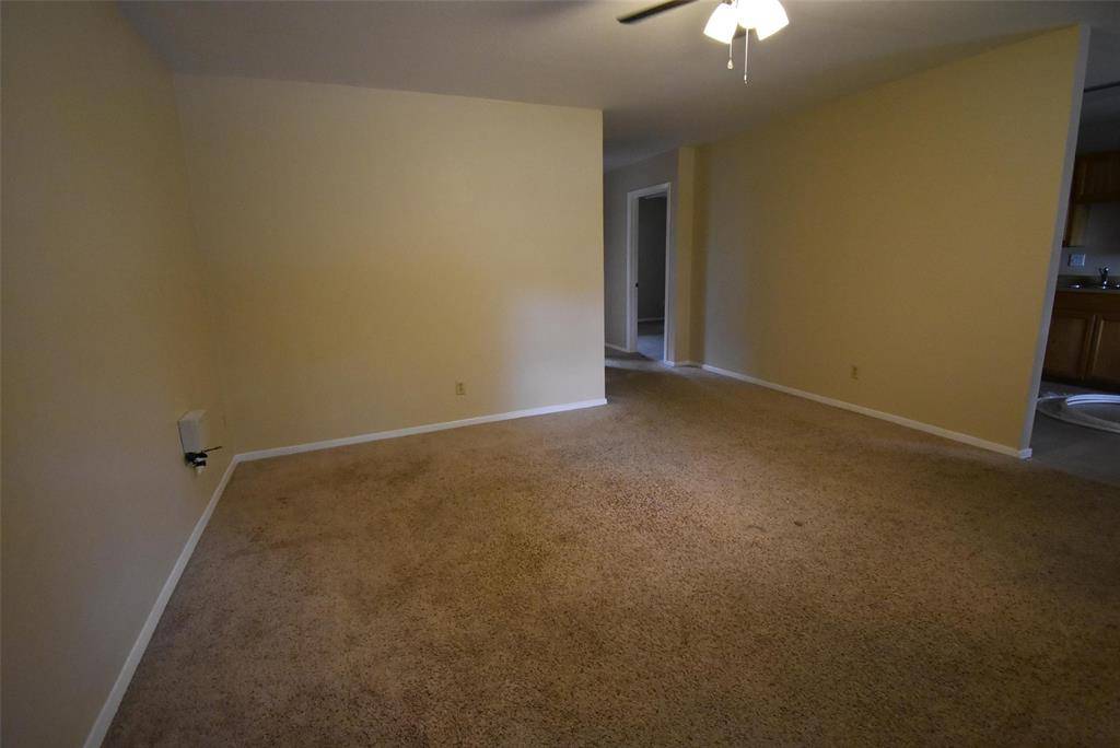 606 N Main Street #A, Collinsville, TX 76233