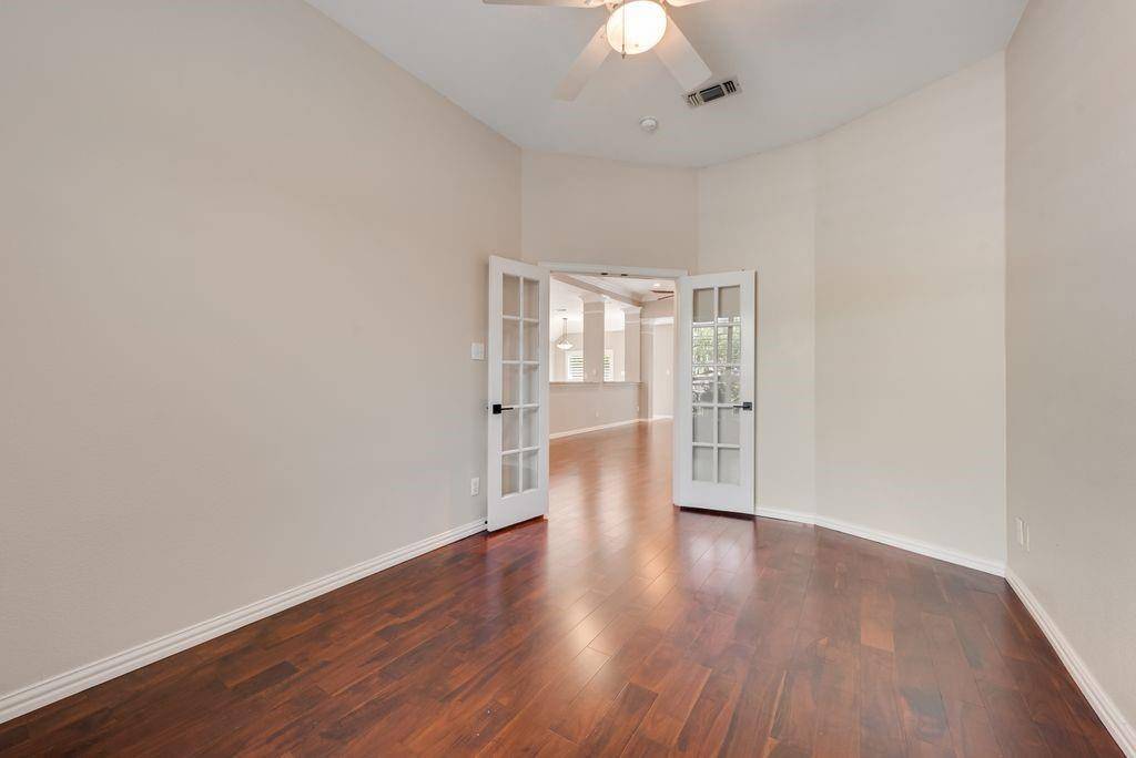 1506 Pecan Valley Court, Corinth, TX 76210