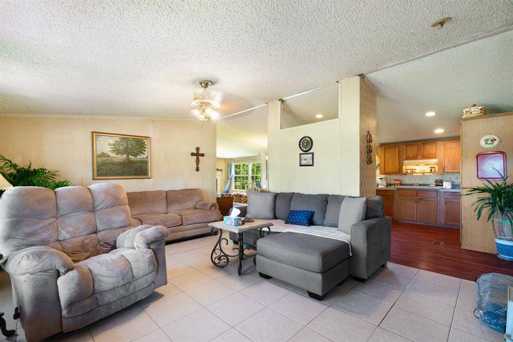 1530 W Front Street #82, Blossom, TX 75416