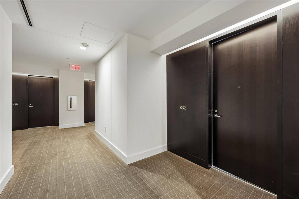 2408 Victory Park Lane #832, Dallas, TX 75219