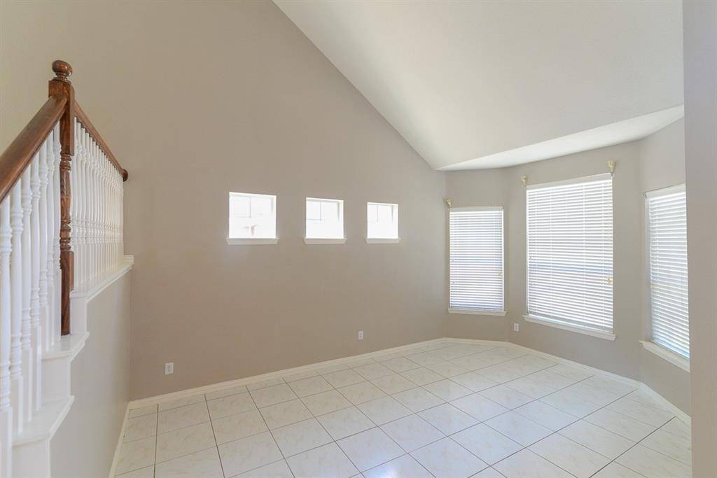 9605 Pinehurst Drive, Rowlett, TX 75089
