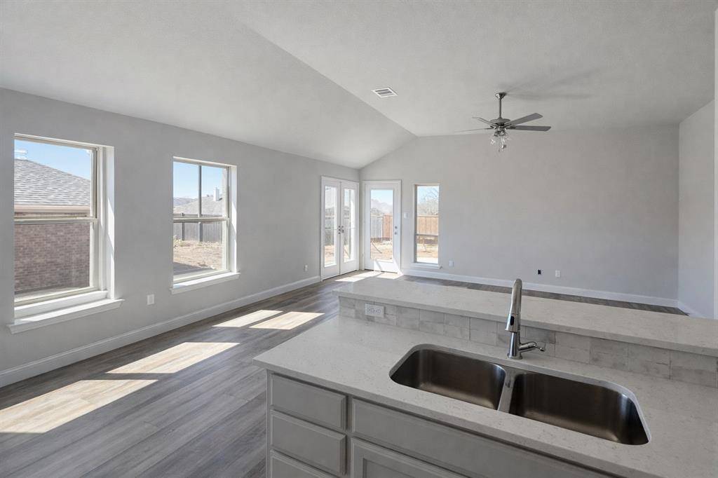 1529 Dresser Street, Graham, TX 76450