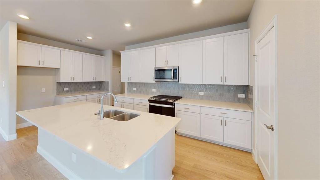 811 Buffalo Drive, Lowry Crossing, TX 75069