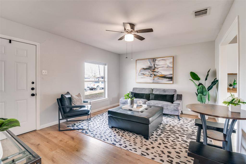 406 Freeman Street, Mesquite, TX 75149