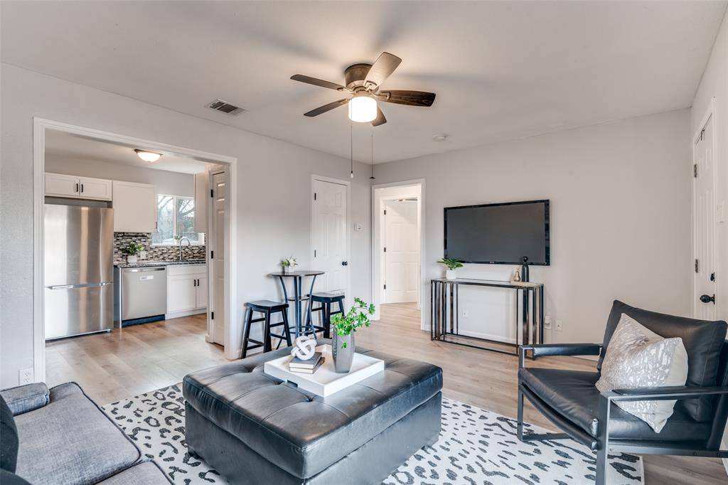 406 Freeman Street, Mesquite, TX 75149