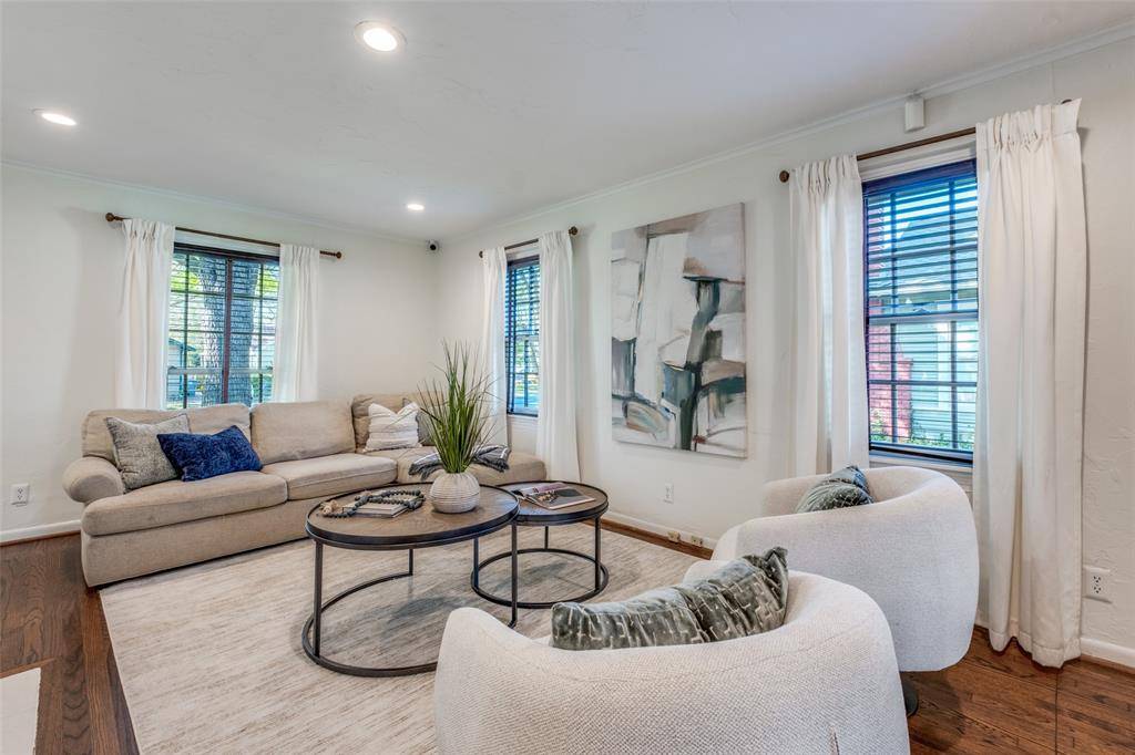 6032 Worth Street, Dallas, TX 75214