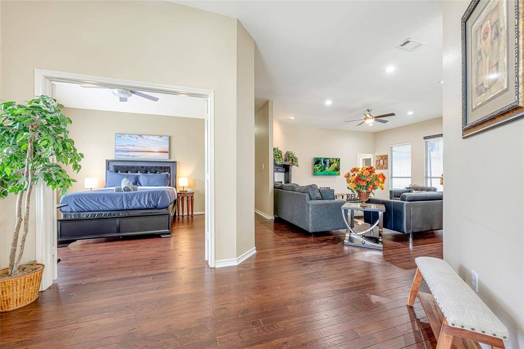 335 Linhurst Drive, Murphy, TX 75094