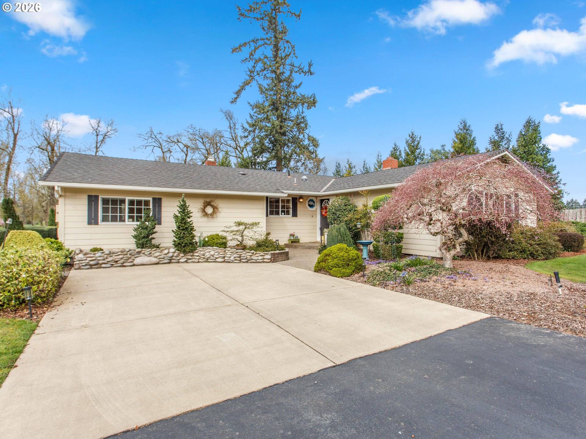 12063 GOLF LN, Sublimity, OR 97385