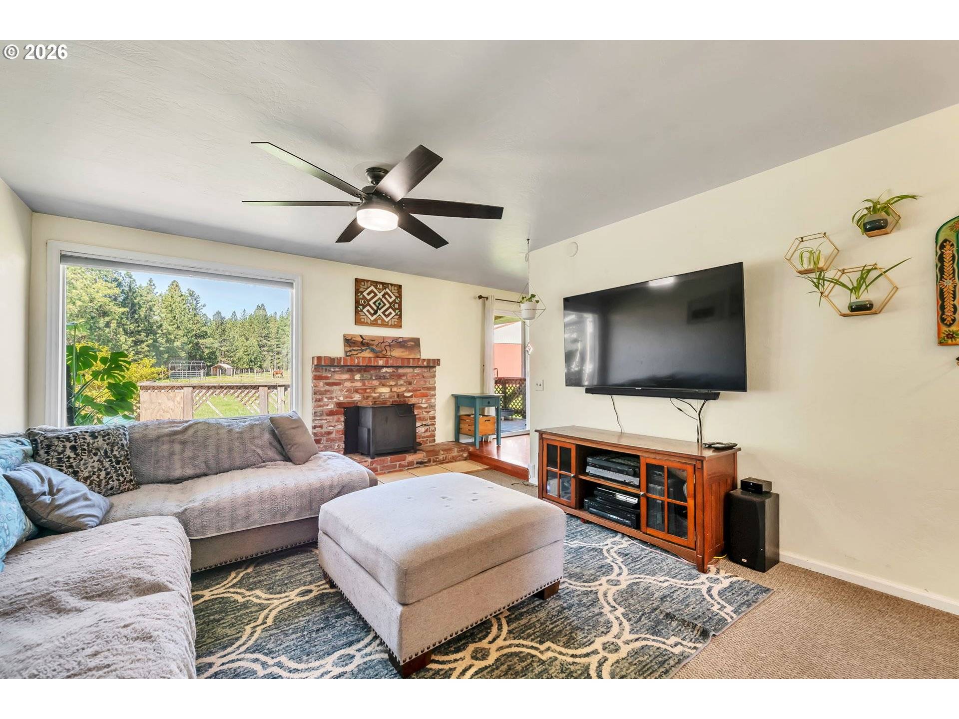 24309 WARTHEN RD, Elmira, OR 97437