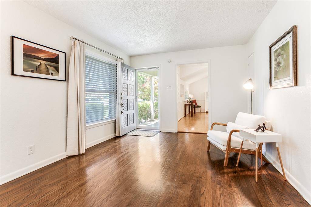 424 Classen Drive, Dallas, TX 75218