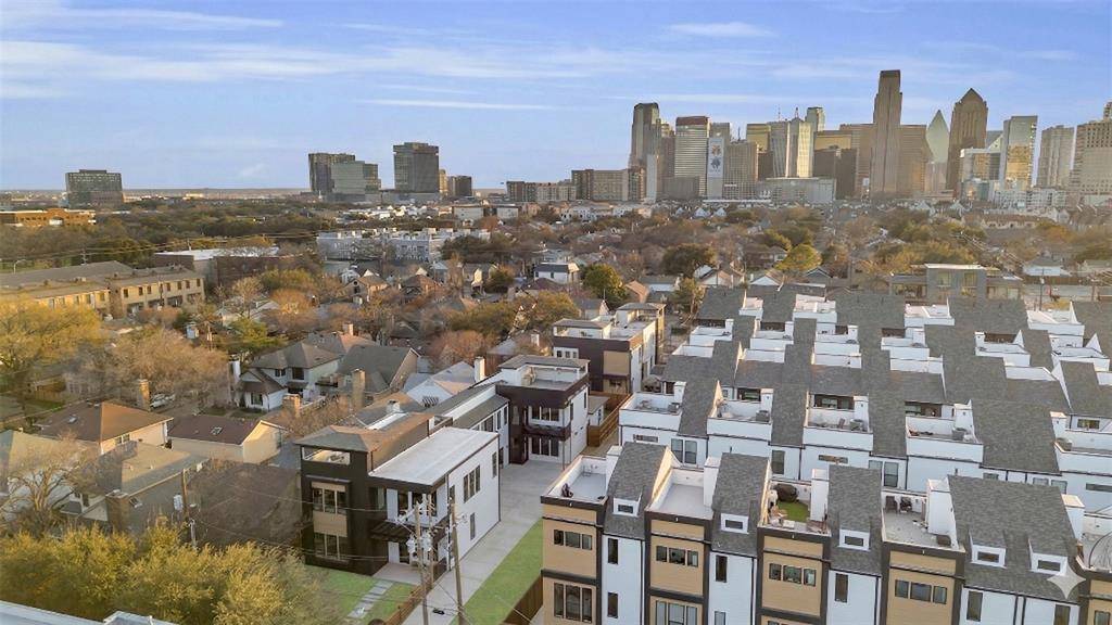 1512 Villars Street, Dallas, TX 75204