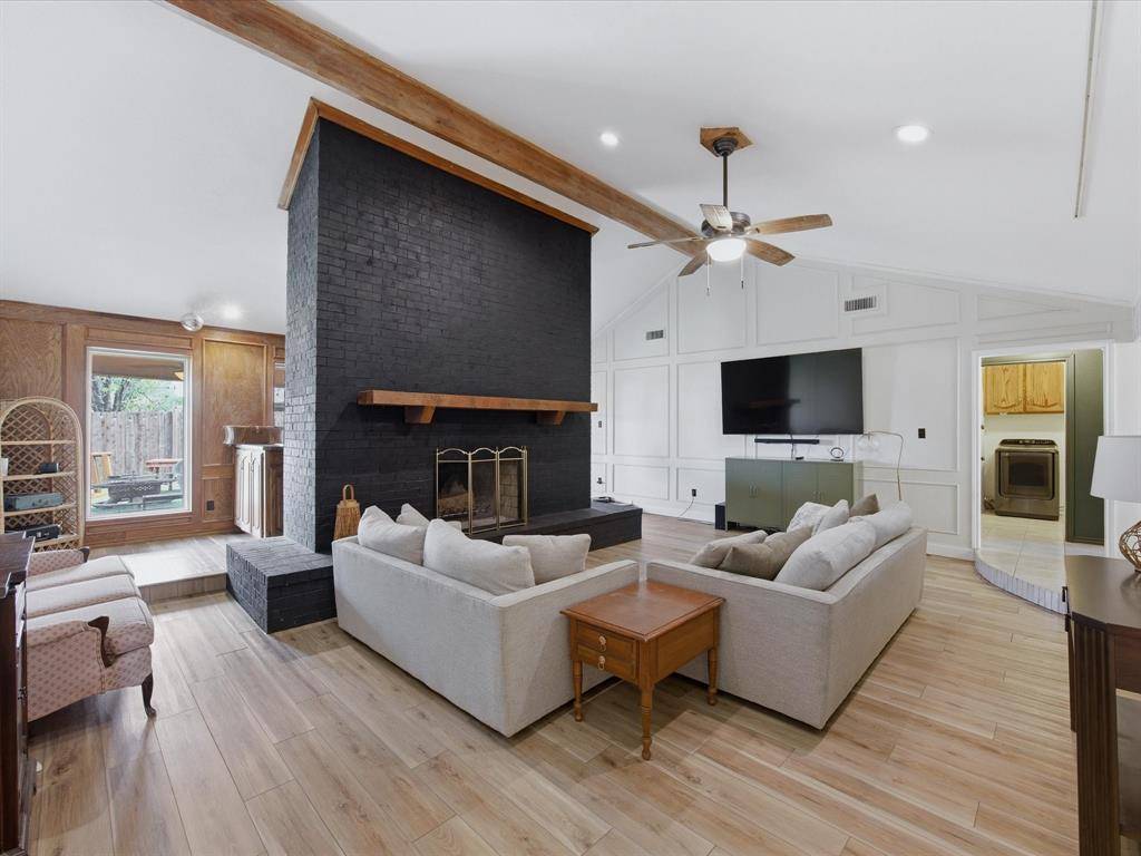 2801 Meadow Creek, Bedford, TX 76021