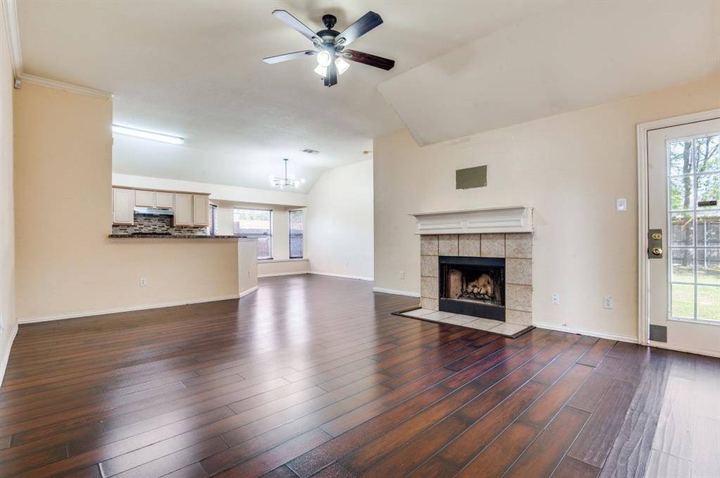 801 Lowe Drive, Cedar Hill, TX 75104