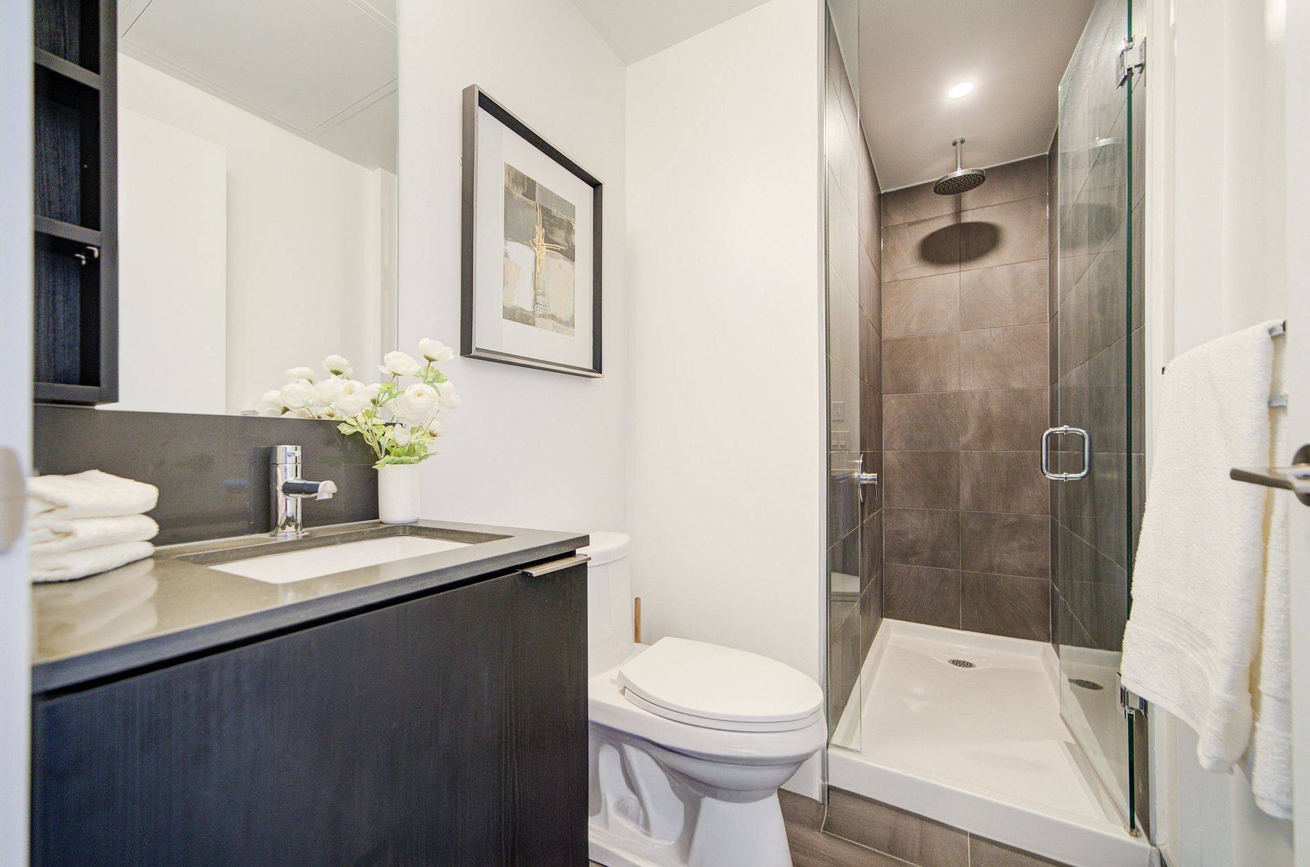 1000 Portage Pkwy #1712, Vaughan, ON L4K 0L1