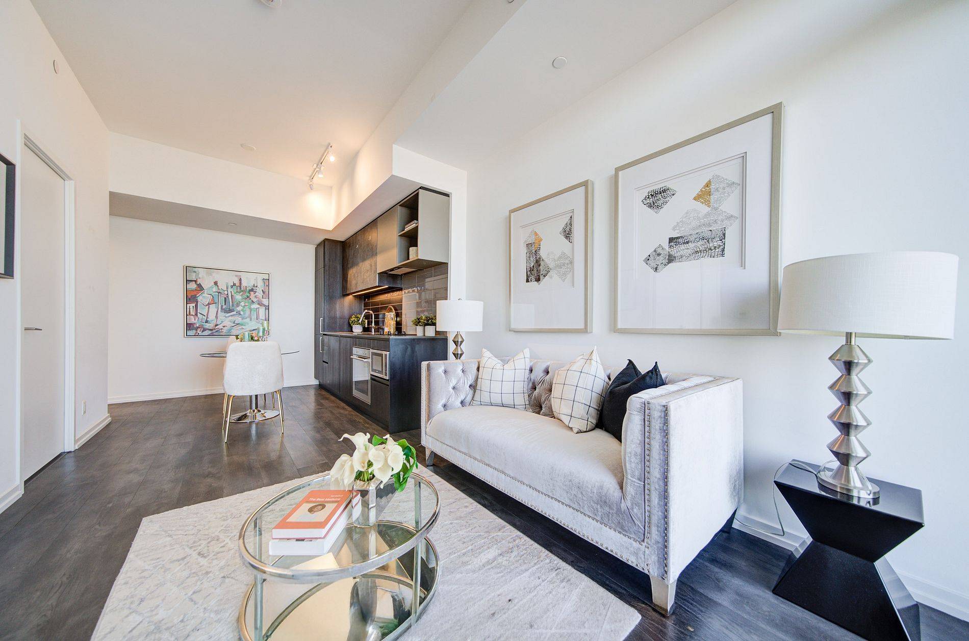 1000 Portage Pkwy #1712, Vaughan, ON L4K 0L1