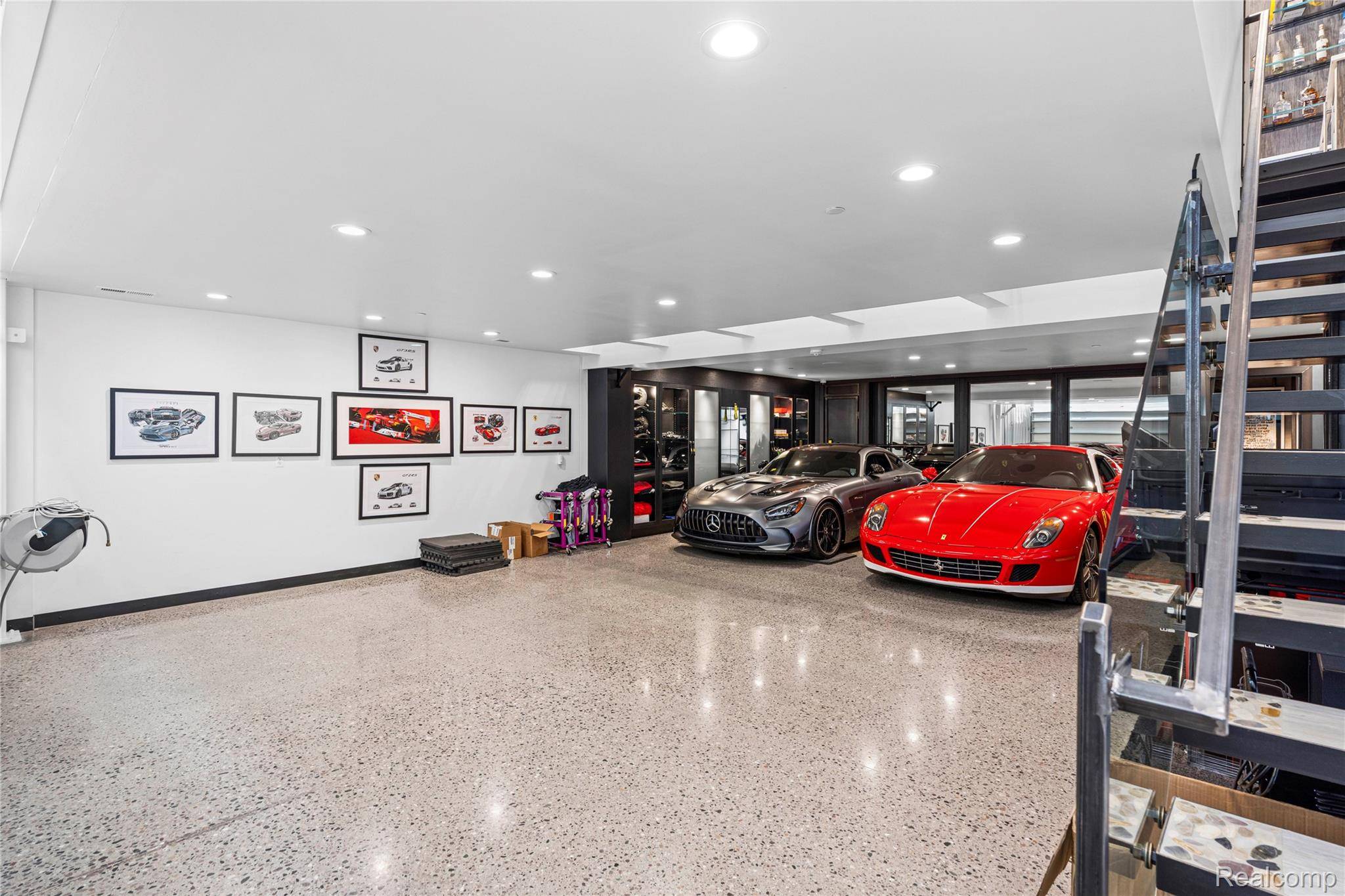 135 Speed Way, Pontiac, MI 48341