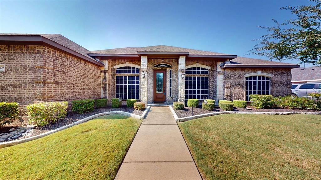 1325 Canary Lane, Forney, TX 75126