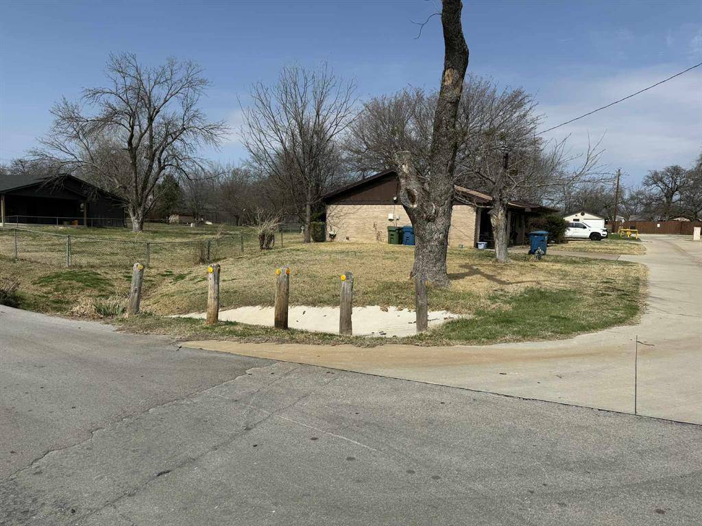 506 Charyl Lynn Drive, Argyle, TX 76226