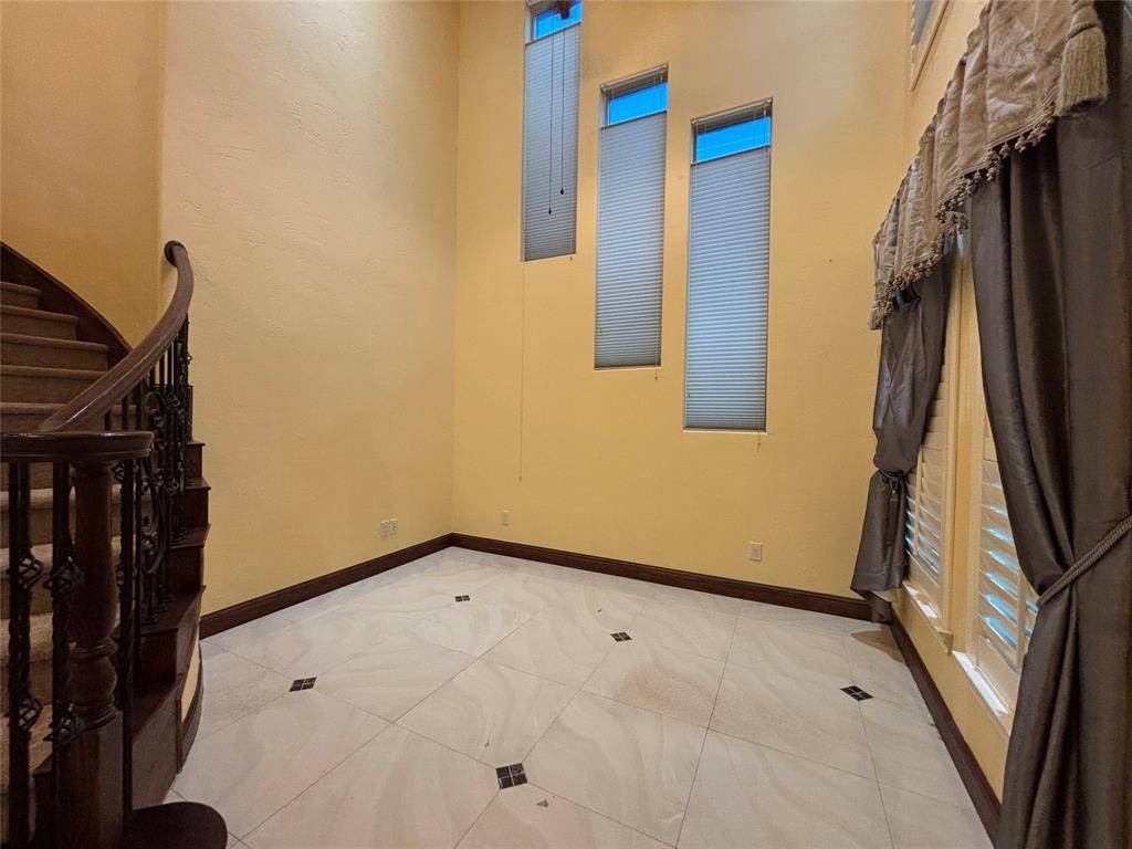 2807 Borama Drive, Irving, TX 75062