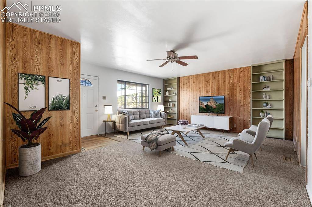 1505 Evergreen DR, Colorado Springs, CO 80911