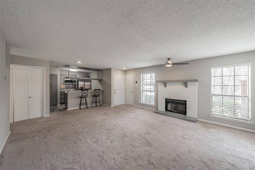 941 Turtle Cove #129, Irving, TX 75060