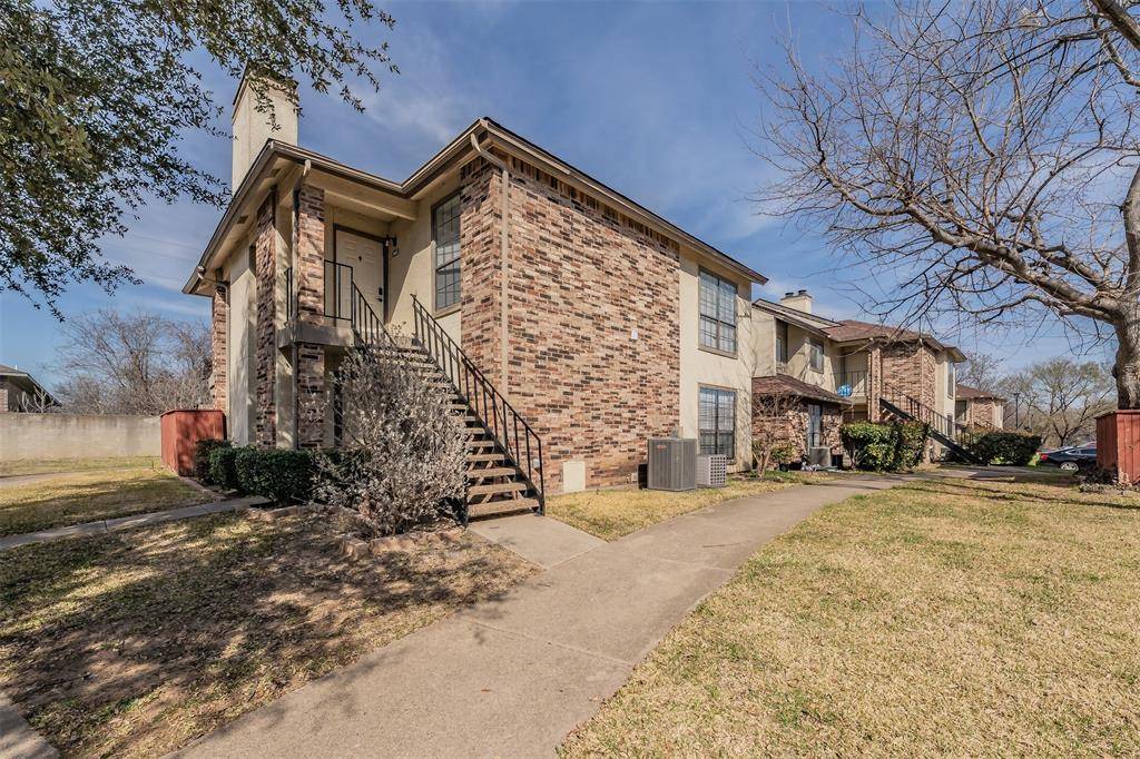941 Turtle Cove #129, Irving, TX 75060