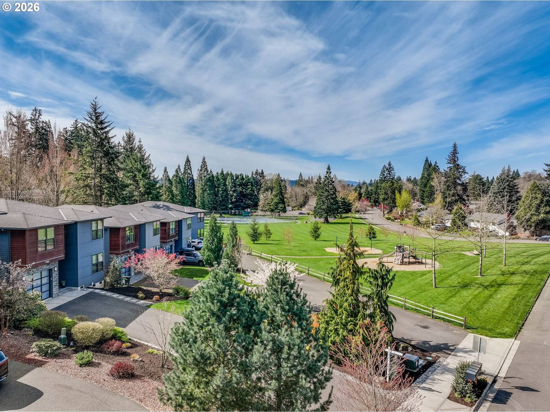 10682 SW BERKSHIRE ST, Portland, OR 97225