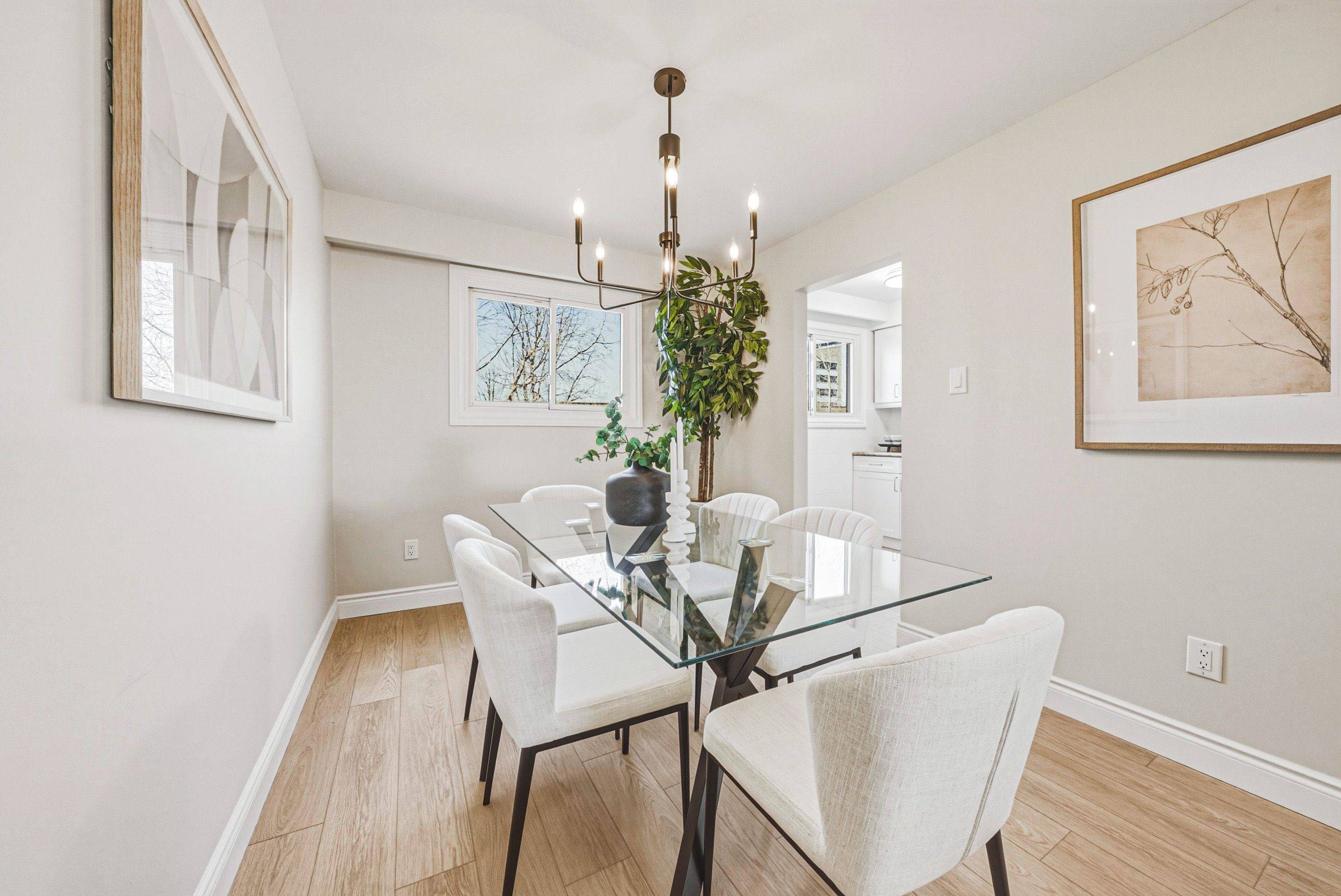 64 Bronte ST S #2, Milton, ON L9T 1Y8