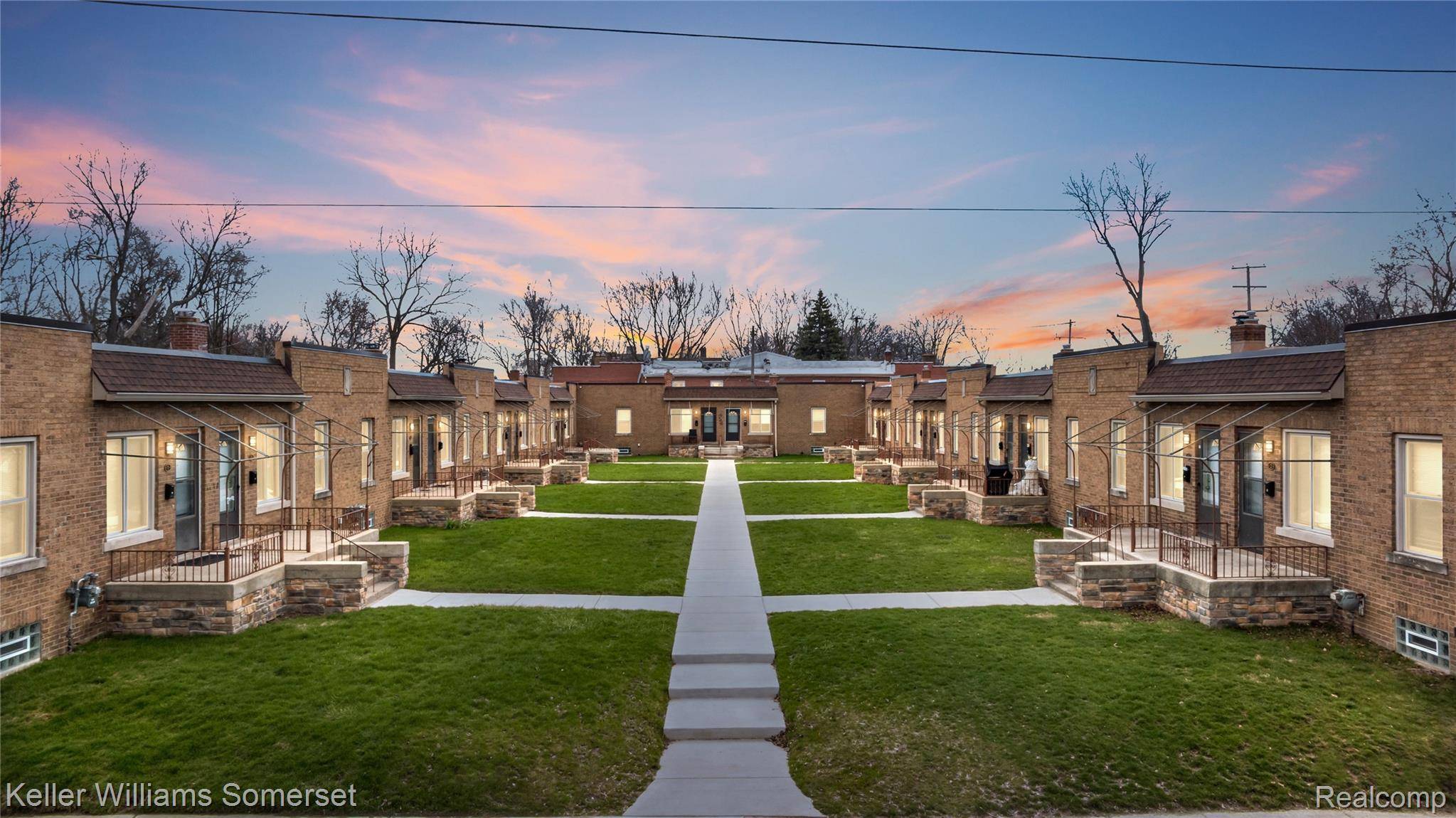 51 SPOKANE DR, Pontiac, MI 48341