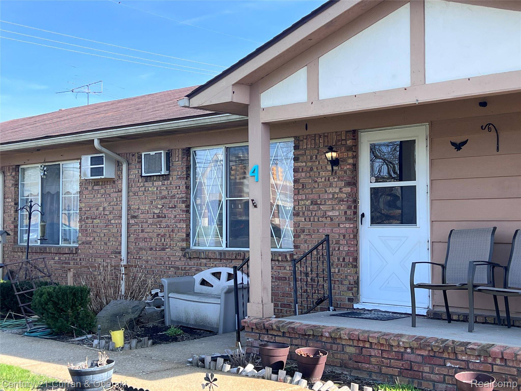 61035 Eleven Mile RD #4, South Lyon, MI 48178