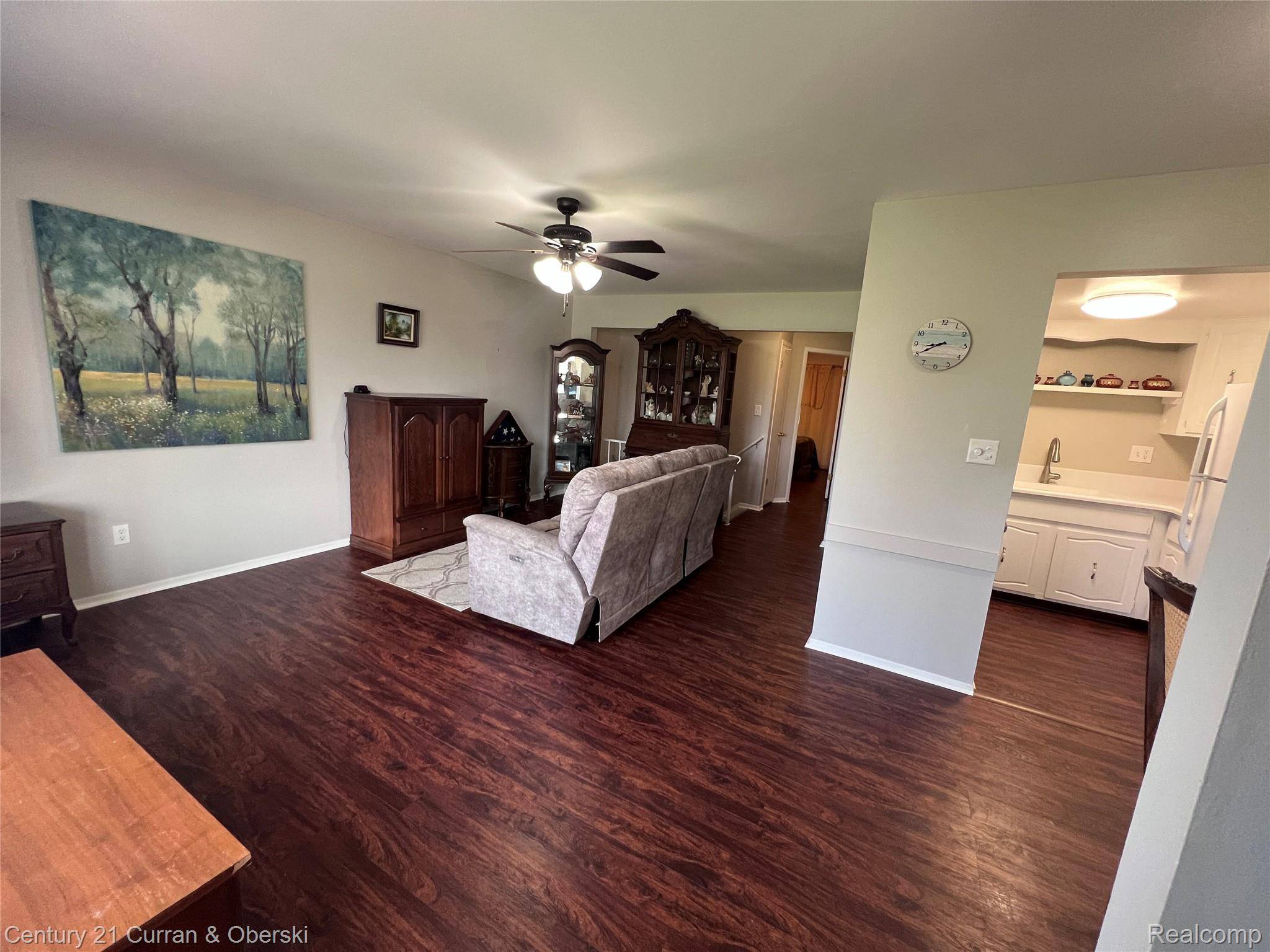 61035 Eleven Mile RD #4, South Lyon, MI 48178