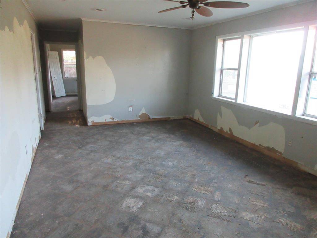 1221 Caroline Drive, Bossier City, LA 71112