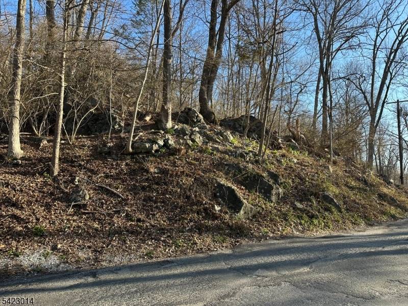 43 Hemlock Ave, Andover Twp., NJ 07860