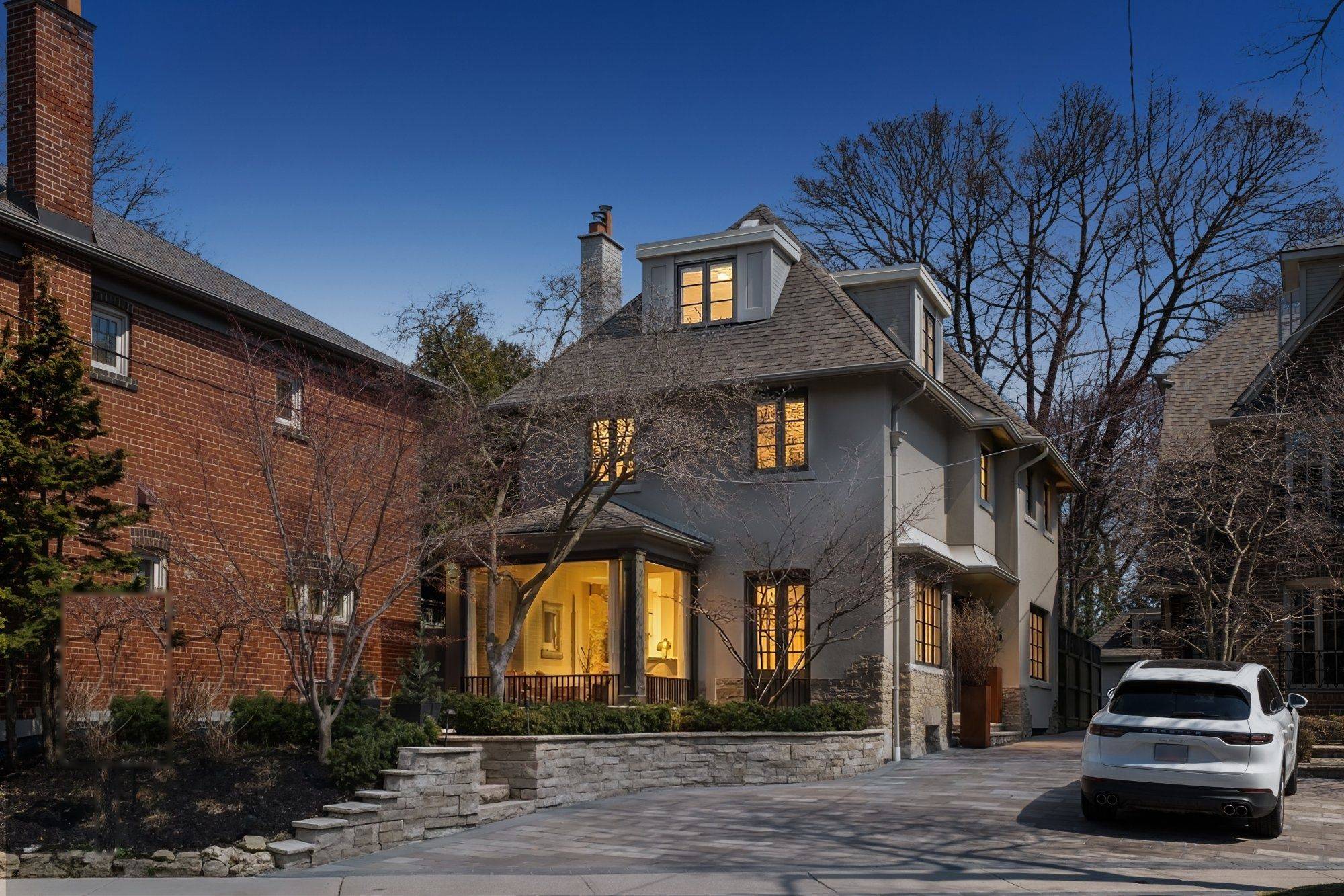 113 Inglewood DR, Toronto C09, ON M4T 1H6