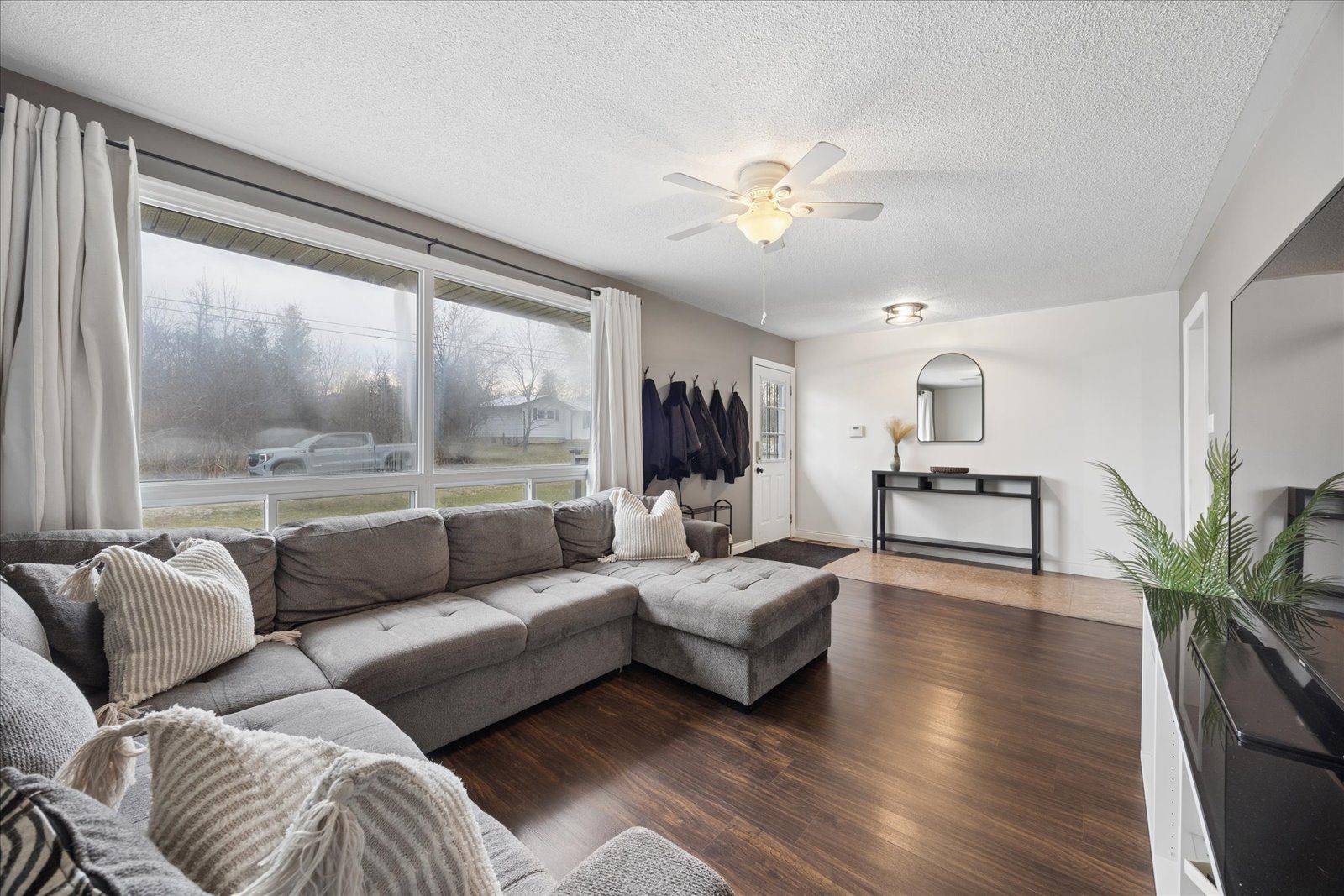 512 Sarah ST, Brock, ON L0K 1A0