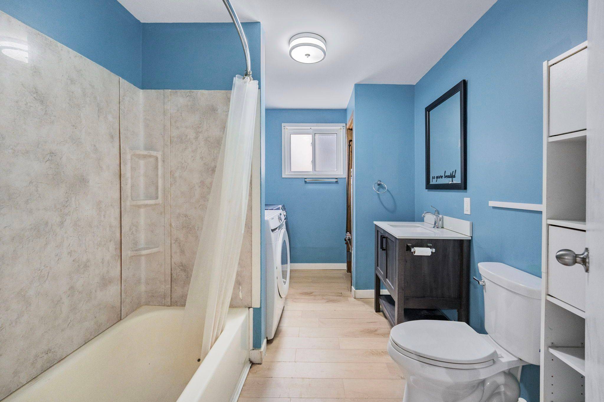 66 Vents Beach RD #Lower, Tay, ON L0K 2A0