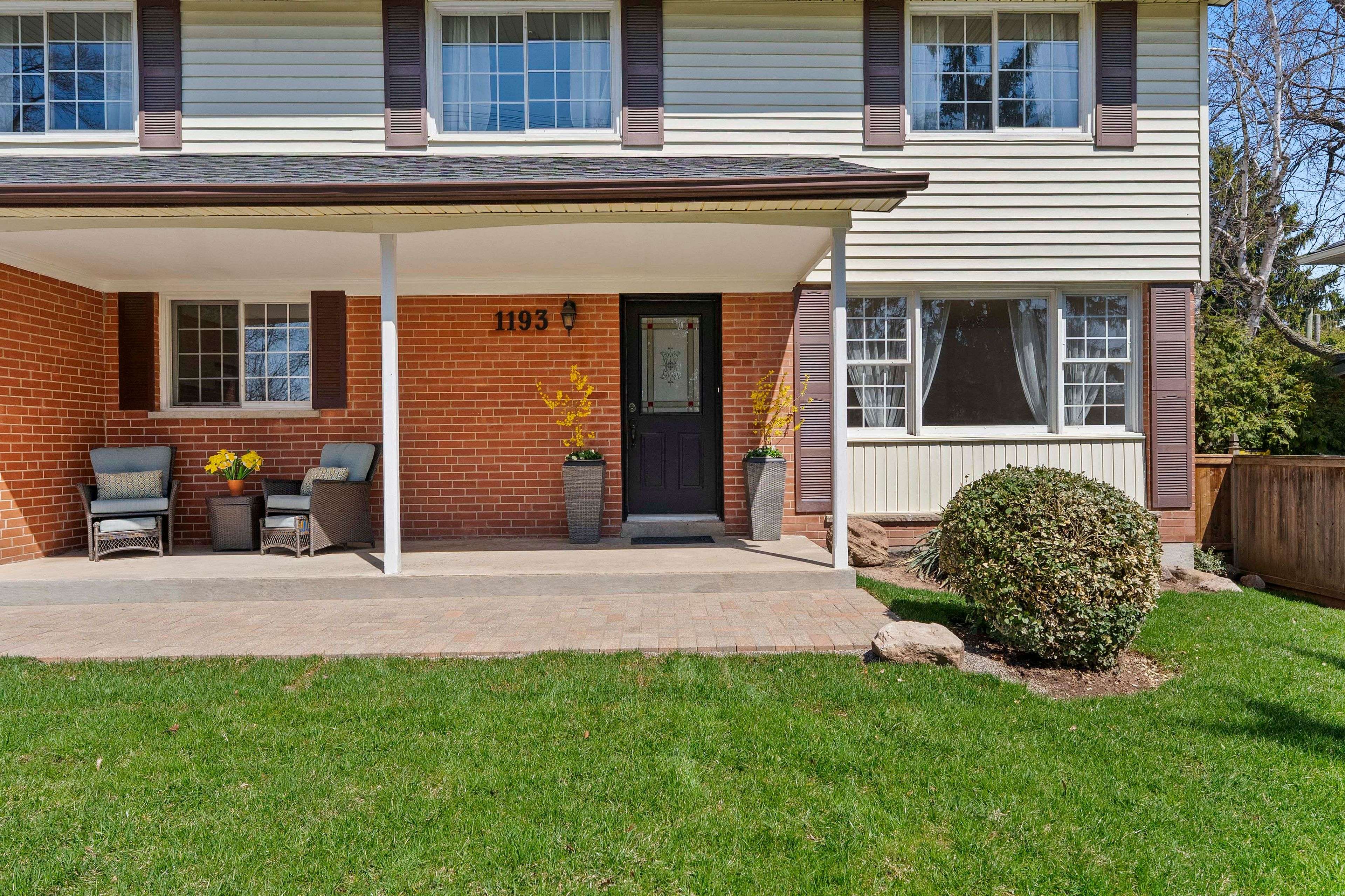 1193 Sixth Line, Oakville, ON L6H 1W8