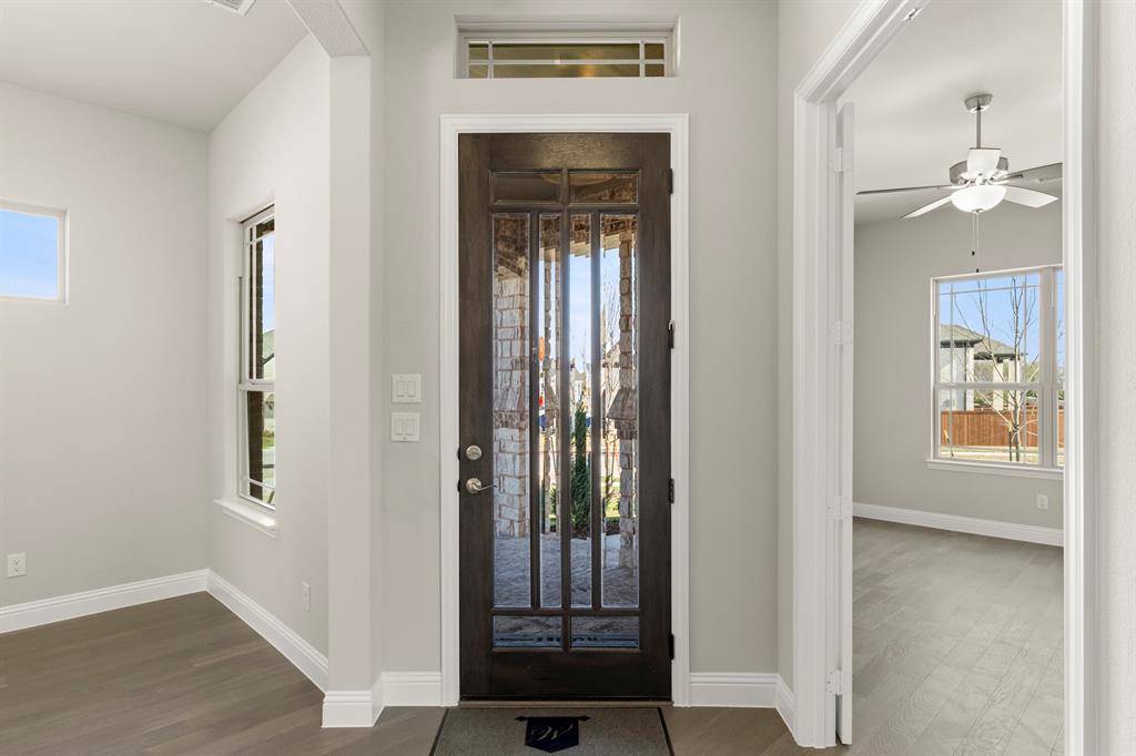 2704 Emerald Shallows Drive, Mckinney, TX 75072