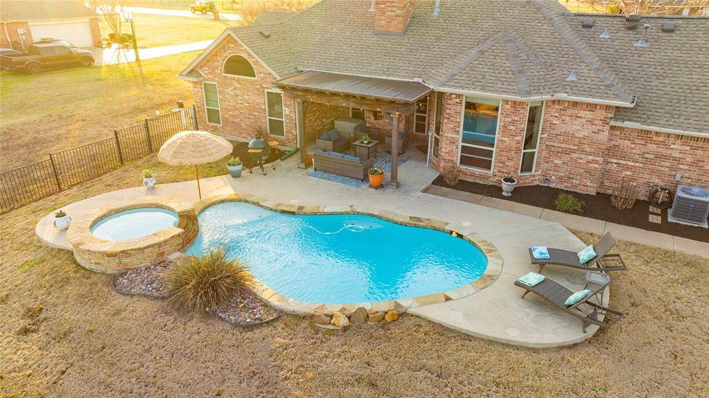 10711 E Clover Lane, Forney, TX 75126