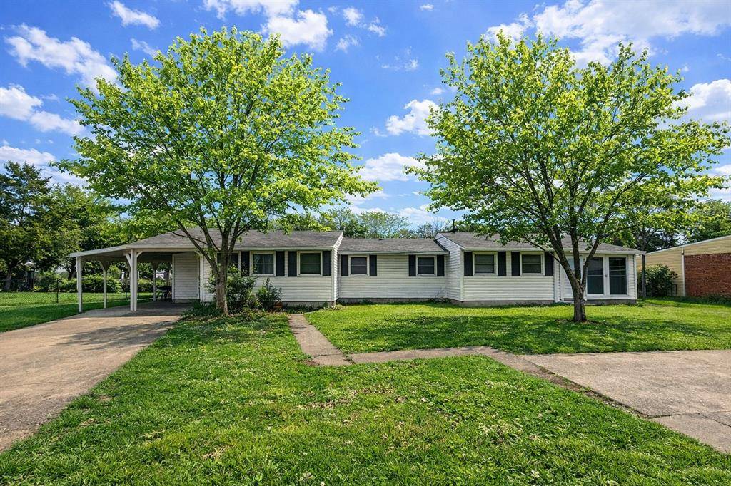 3902 Orlando Court, Dallas, TX 75211