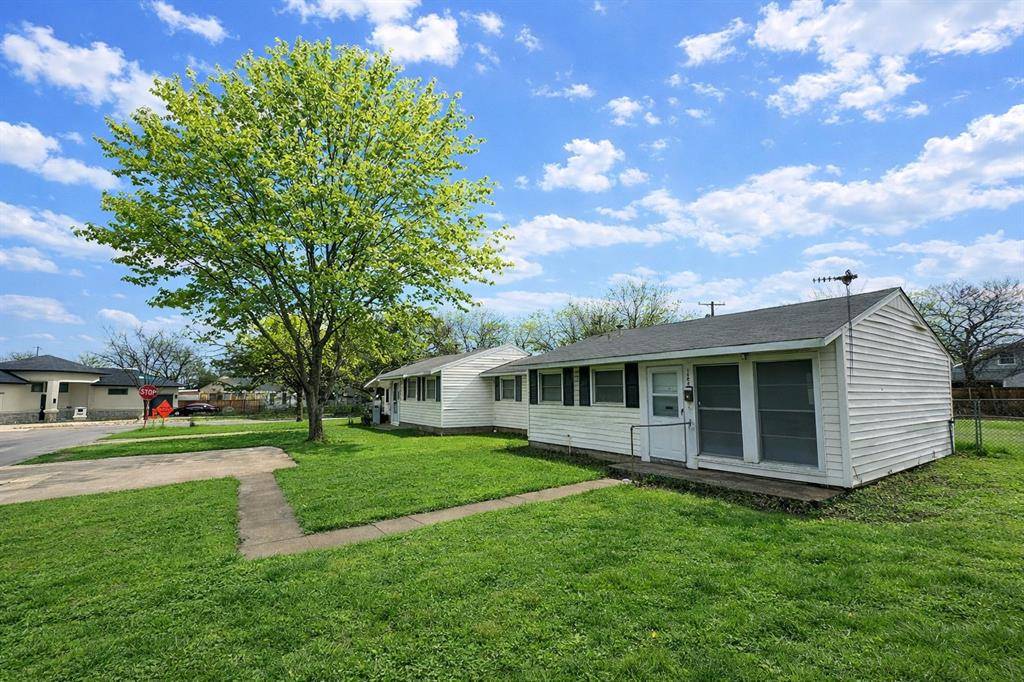 3902 Orlando Court, Dallas, TX 75211