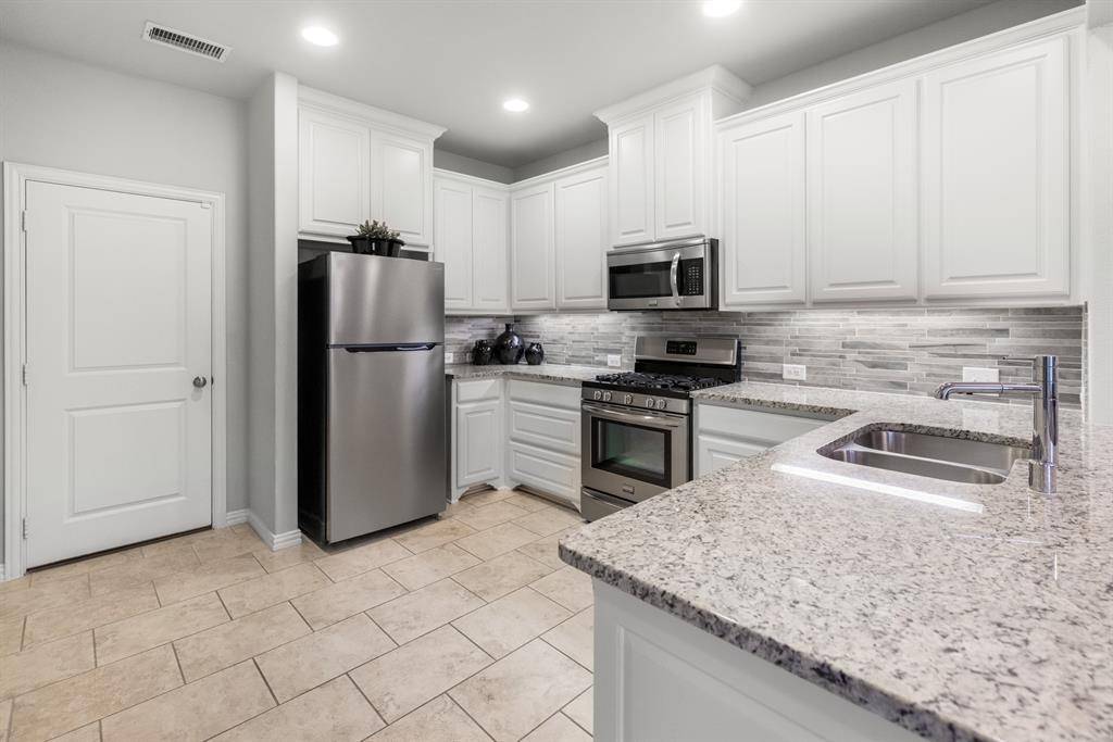 3947 Cascade Sky Drive, Arlington, TX 76005